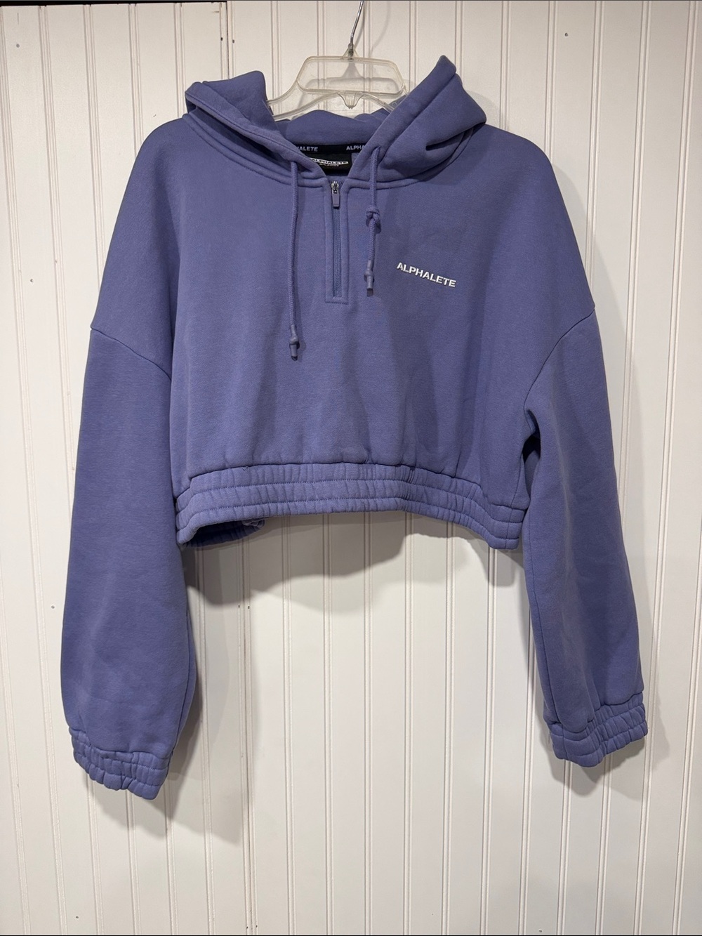 Alphalete Women's Cropped Hoodie Sweater - Dusty Lavender